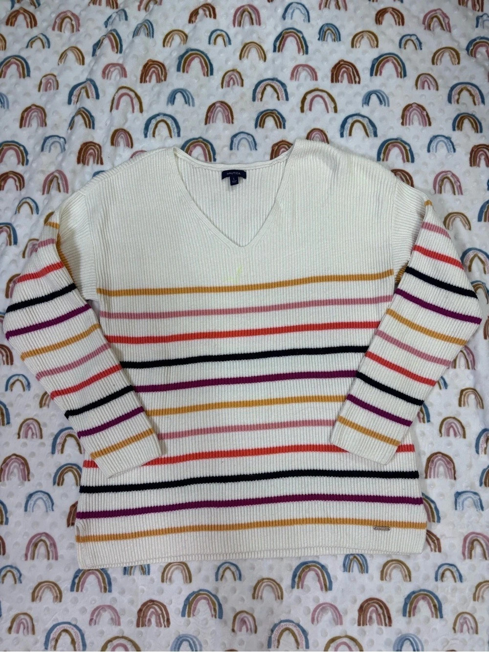 Nautica Striped V-Neck Sweater in Cream Size Medium